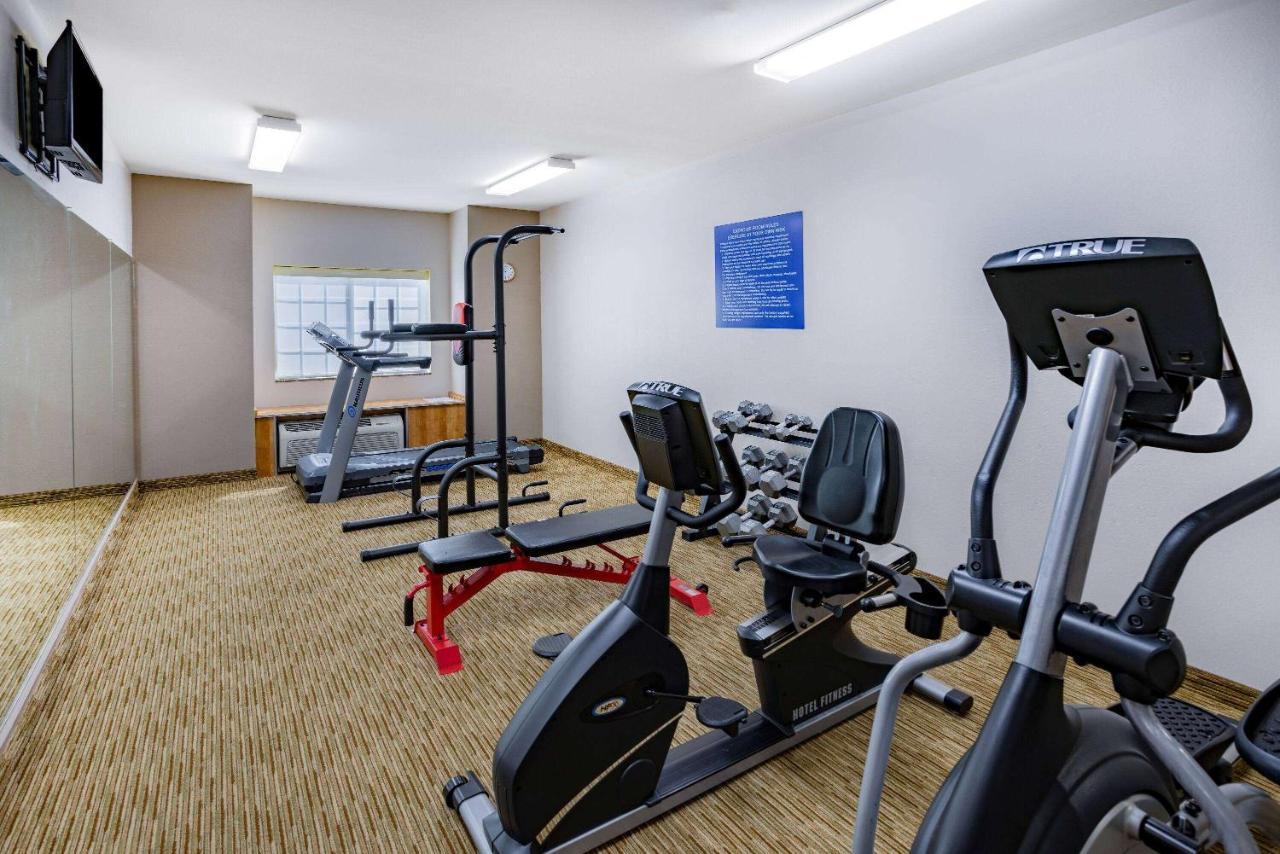 Microtel Inn & Suites By Wyndham Johnstown Экстерьер фото