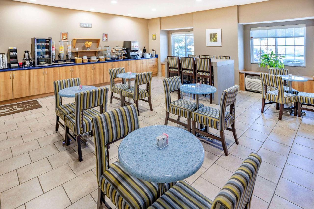 Microtel Inn & Suites By Wyndham Johnstown Экстерьер фото